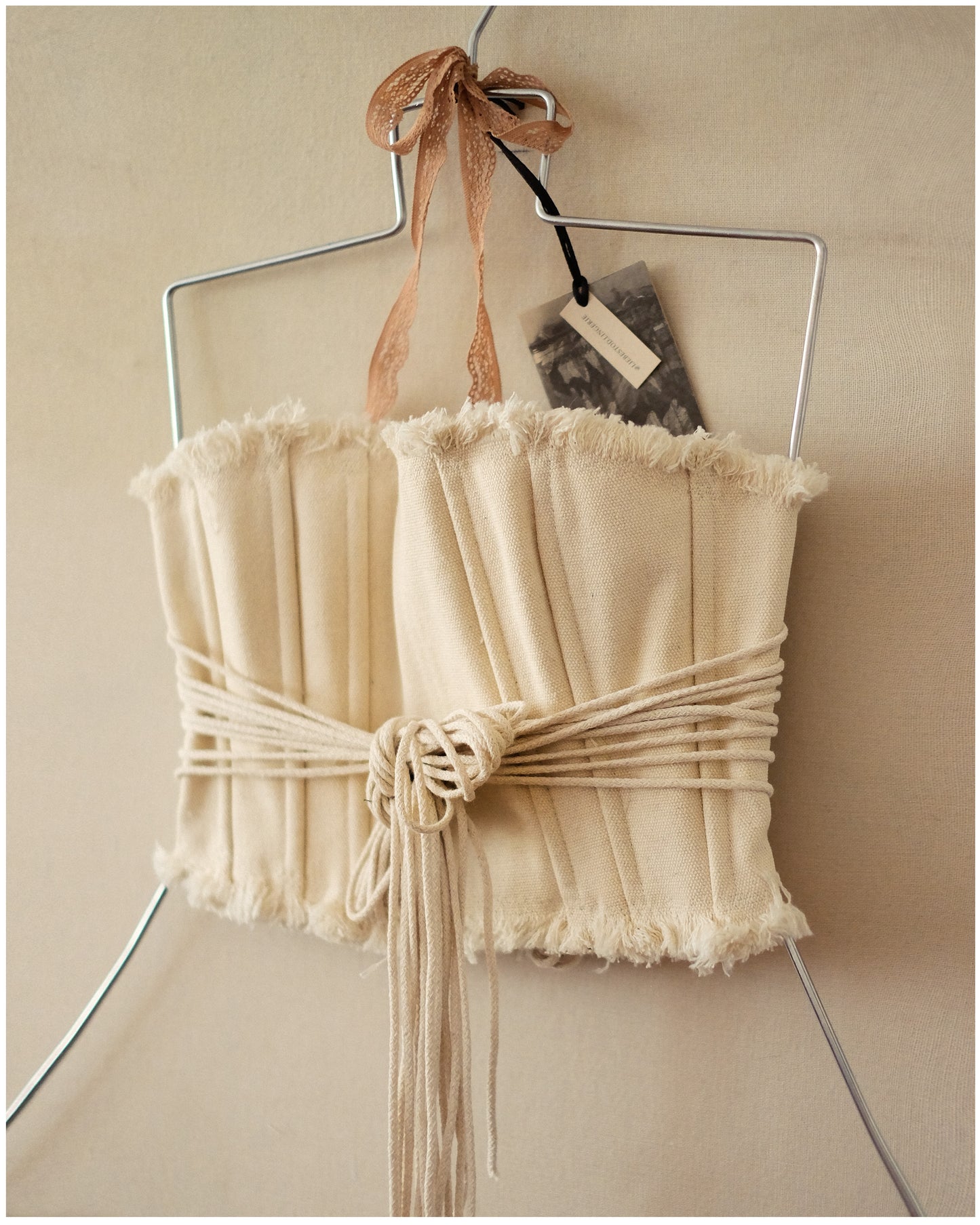 Short leather corset