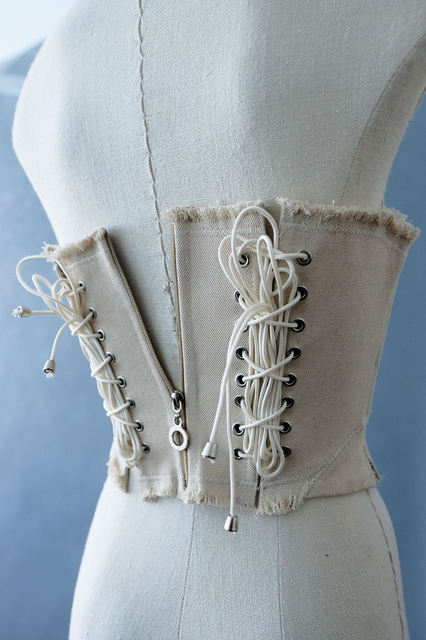 Corset Scroll